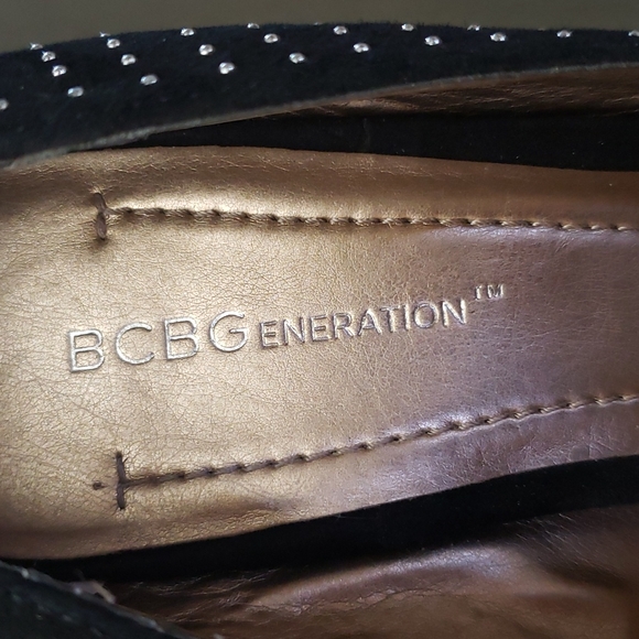 BCBGeneration Joy Suede Studded Block Heels Size 9 - Picture 9 of 9